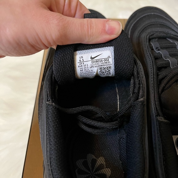 NEW NIKE Women’s AIR MAX 97, Black size 6.5 (5 men’s) - Picture 5 of 8